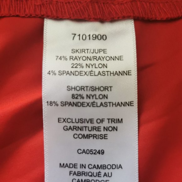 S.C.&Co. Tummy Control Printed Skirt (Red) - Picture 7 of 7